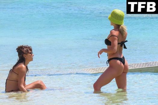 Ashley Roberts