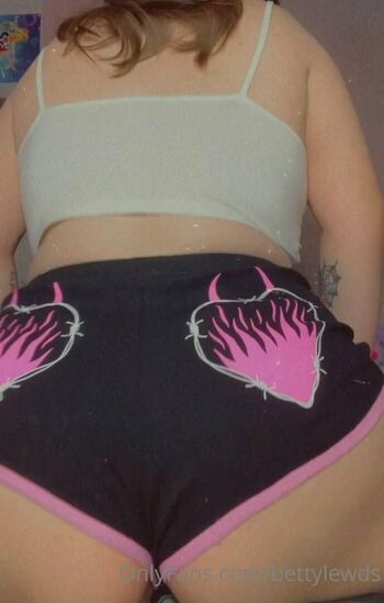 bettywoopxxx