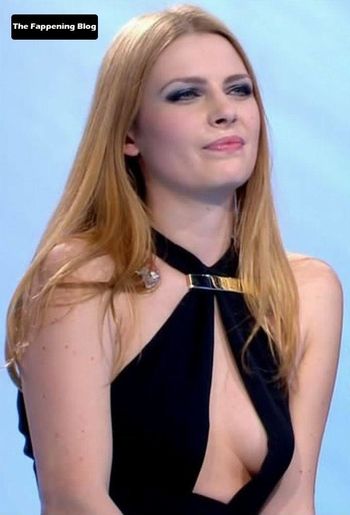 Elodie Frege