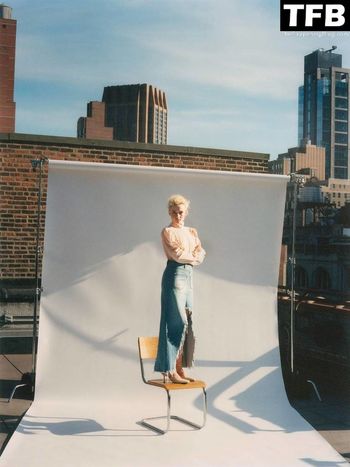 Julia Garner