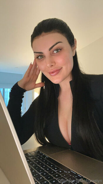 katyjoraelyn