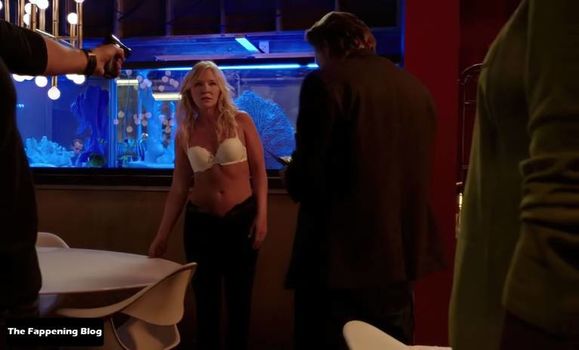 Kelli Giddish