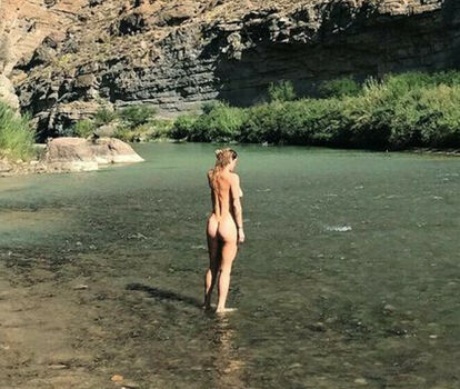 KeshaRose