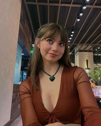 Lauren Donzis