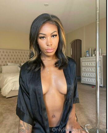 nadiajay