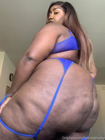 phat_ass_phoebe
