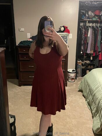 preg_mom_of_twins