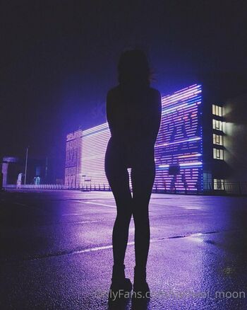 rachael_moon