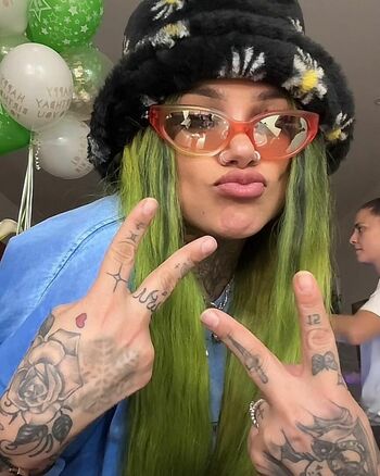 Snow Tha Product