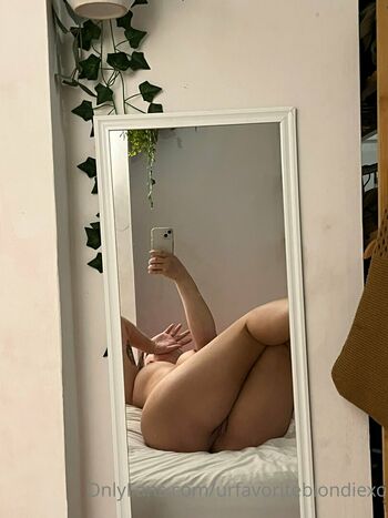 urfavoriteblondiexo